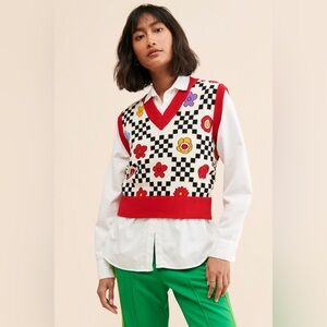 4015. KINA AND TAM Fun sweater vest in Multi Sz XXL  $90